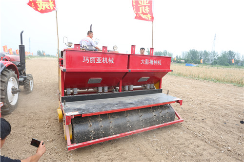 麻豆网神马久久人鬼片播種機